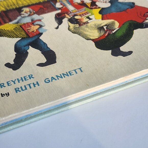 Dandelion Library FLIP BOOK: My Mother is the Most Beautiful Woman in the World - Picture 14 of 16